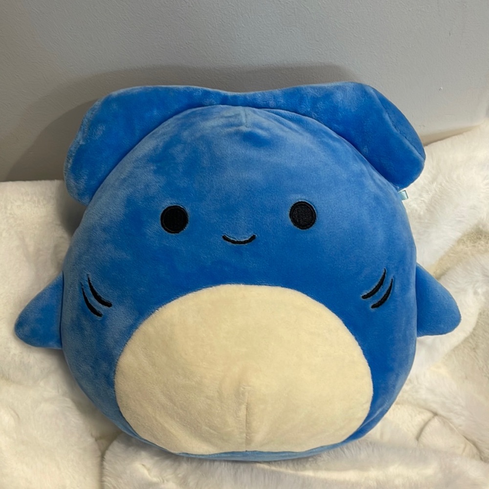 Squishmallows Rocket Hammerhead shark  no tags